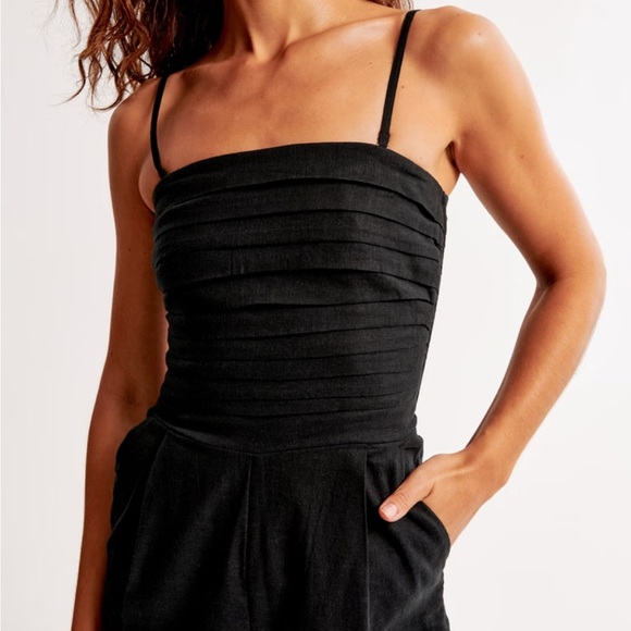Abercrombie & Fitch Black Strapless Jumpsuit Flare - Picture 3 of 13